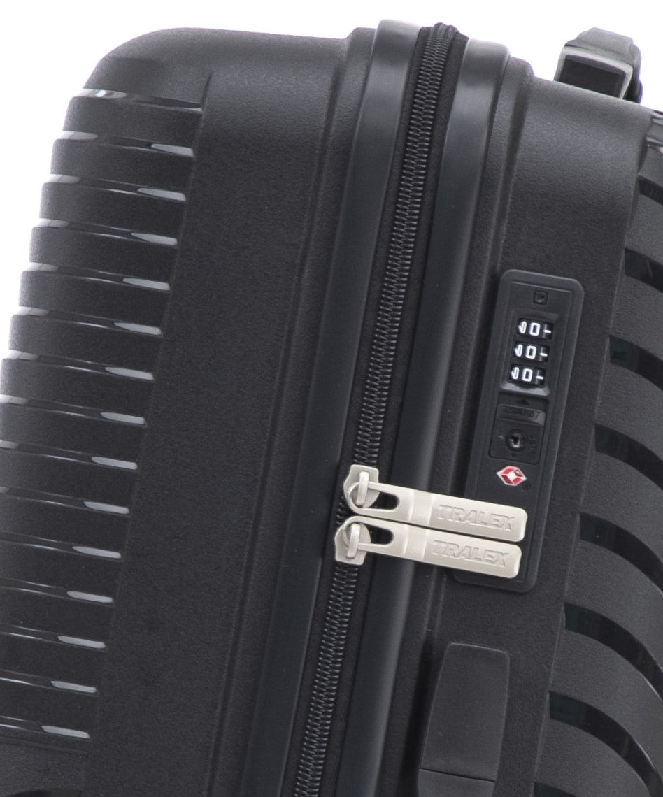 Voyager Polypropyleen Koffer Midnight Black